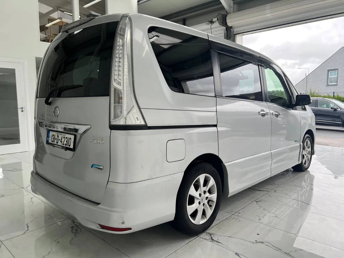 Nissan Serena 2013 - Image 4