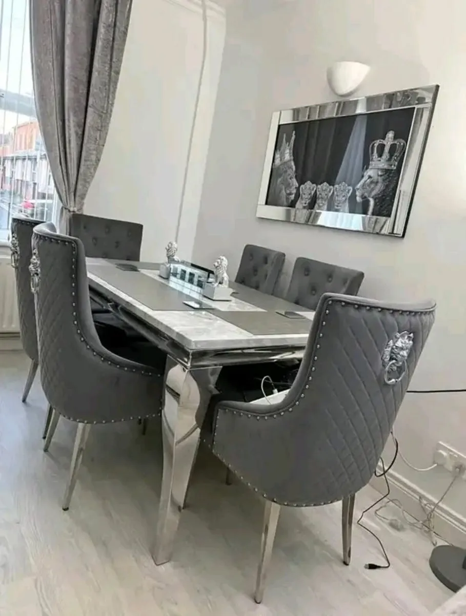 Brand New marble dining table with 6 chairs