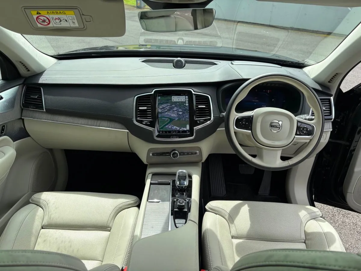 Volvo XC90 455bhp / Massive Spec / 7 Seats / Air - Image 4