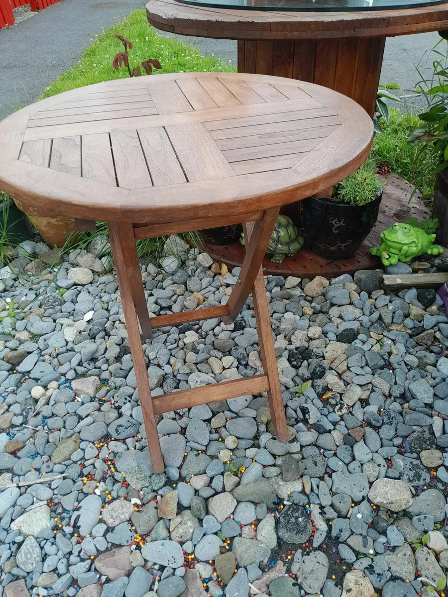 patio table - Image 3