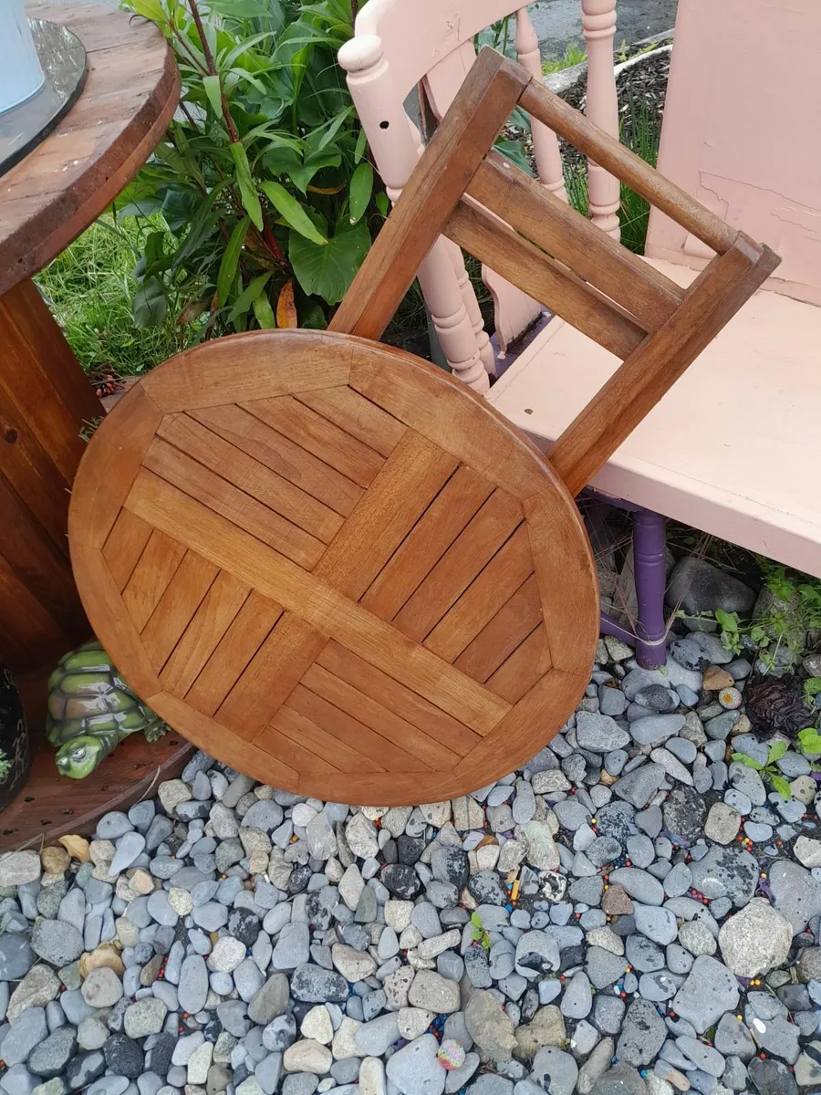 patio table - Image 4