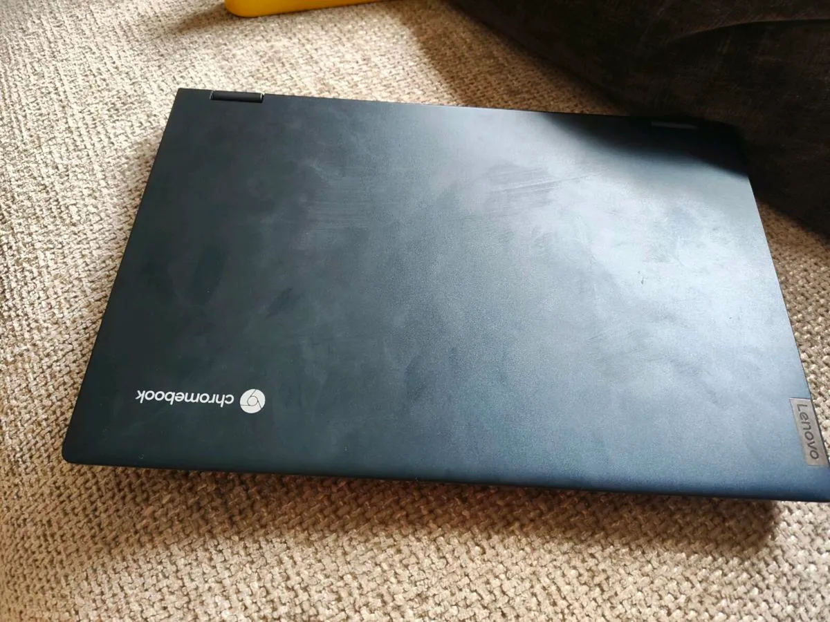 Lenovo IdeaPad Flex 5 14" Chromebook - Image 3
