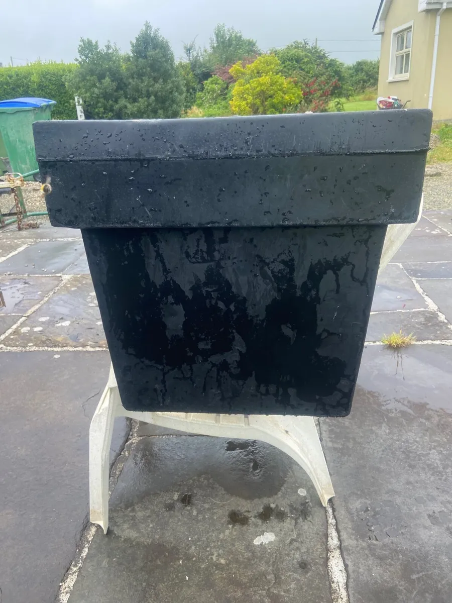New 60 gallon attic water tank - Image 4