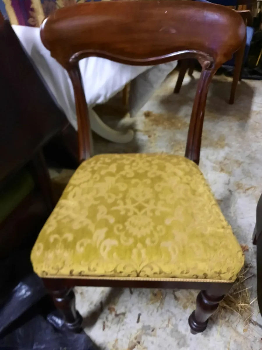 Antique chair - Image 2