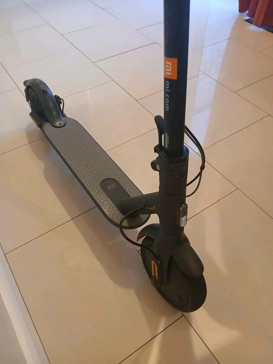 Xiaomi electric scooter - Image 1
