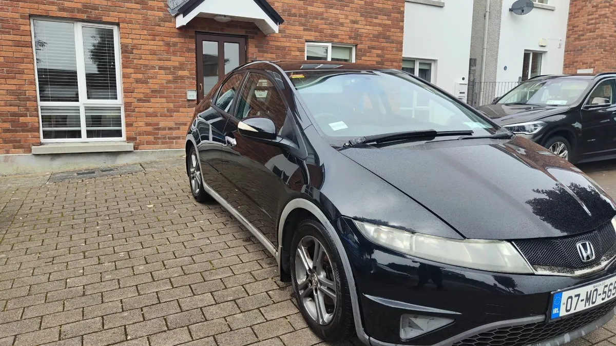 Honda Civic 2007 - Image 1