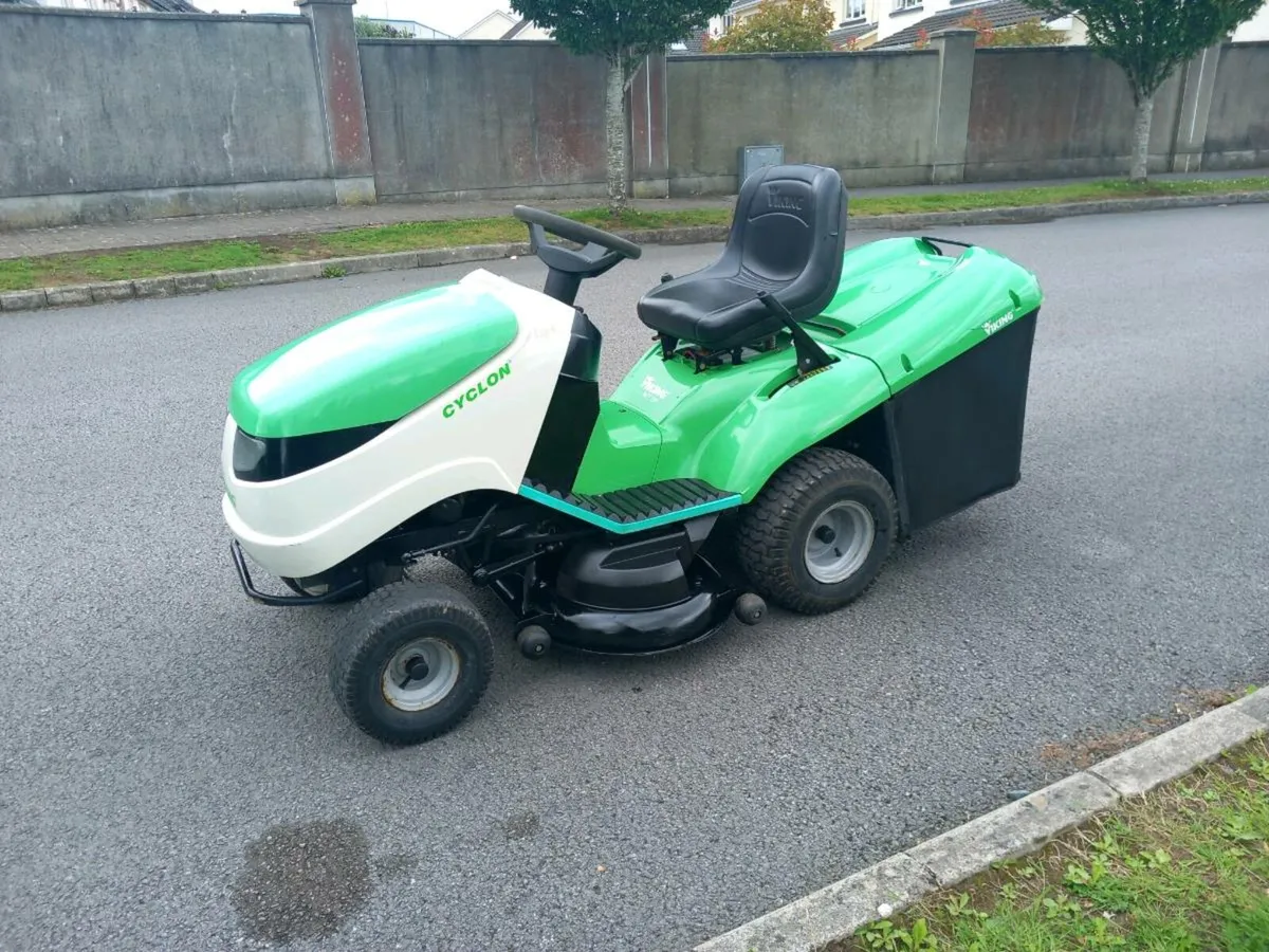 Ride on lawnmower - Image 2