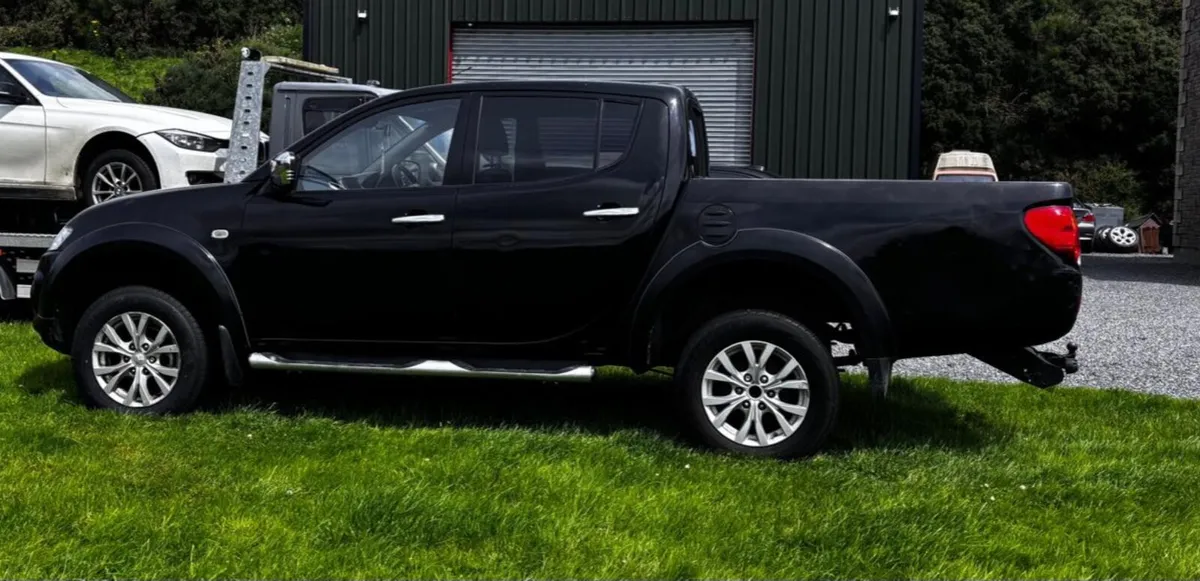 Mitsubishi l200 - Image 1