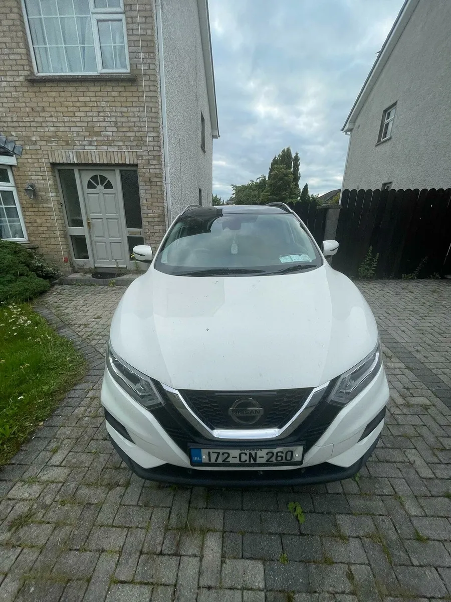 Car - Image 1