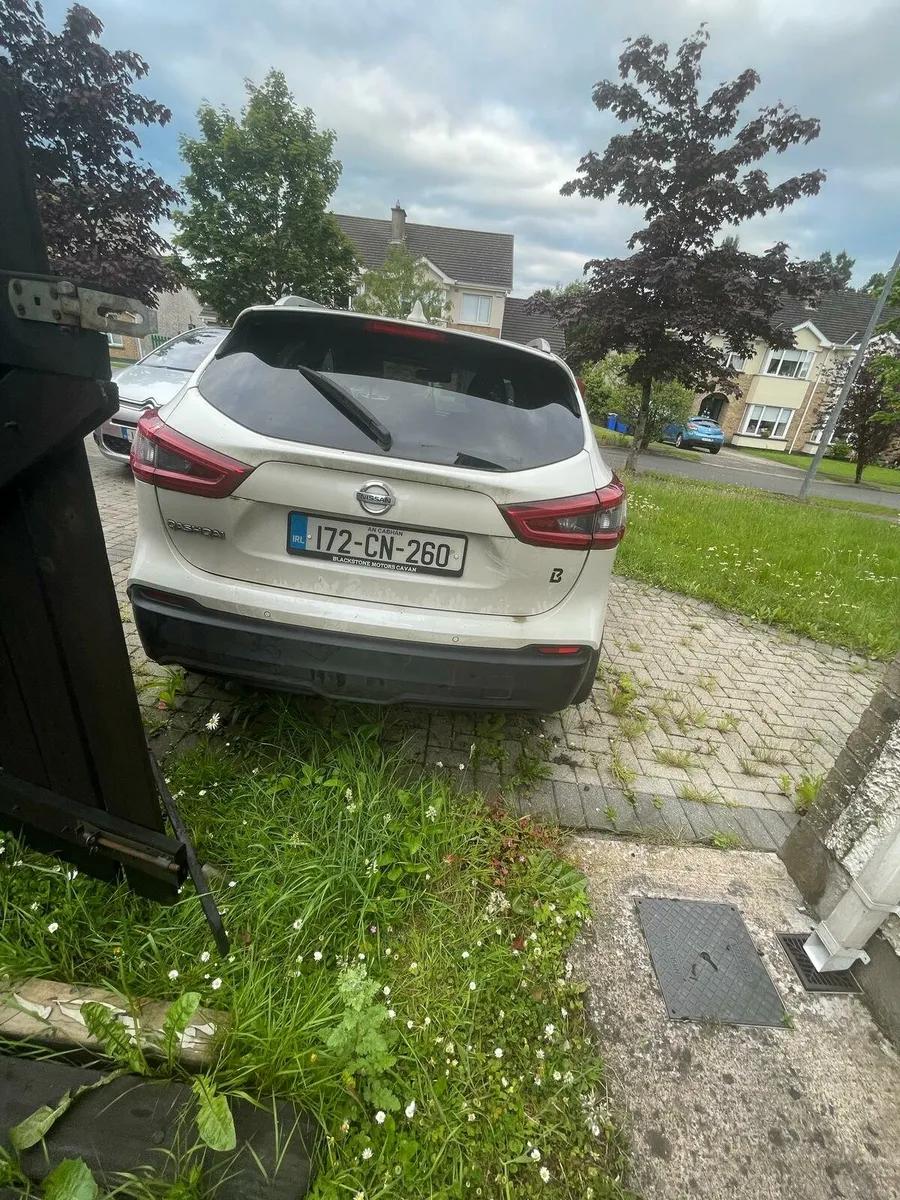 Car - Image 2
