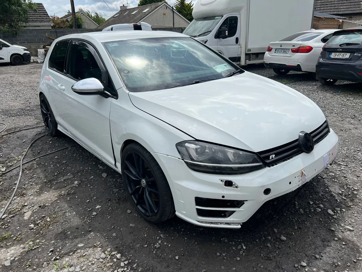 2016 Vw Golf R 2.0 Tsi 300 Bhp - Image 3