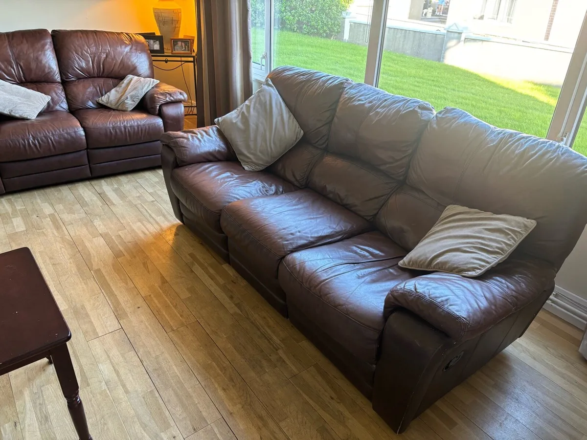 Brown Leather Recliner 3+2 - Image 3