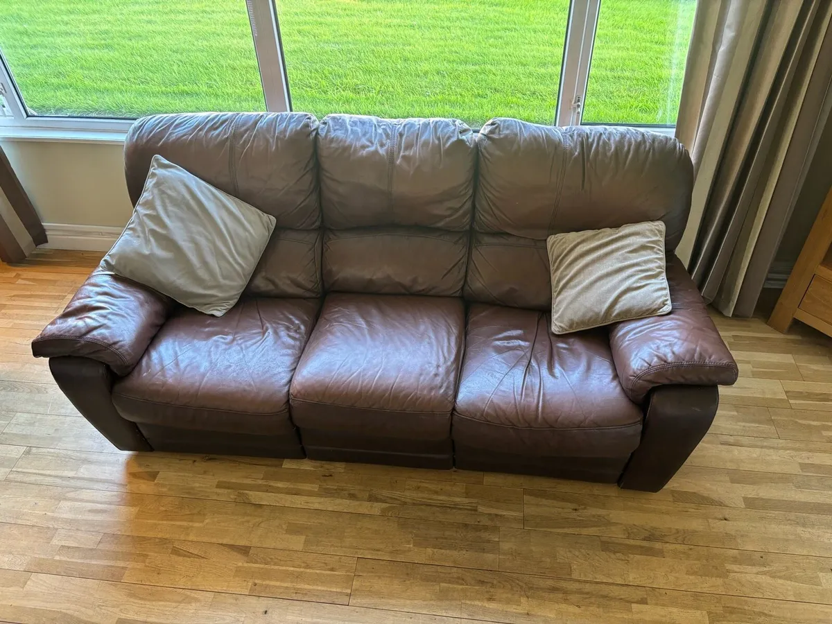 Brown Leather Recliner 3+2 - Image 4