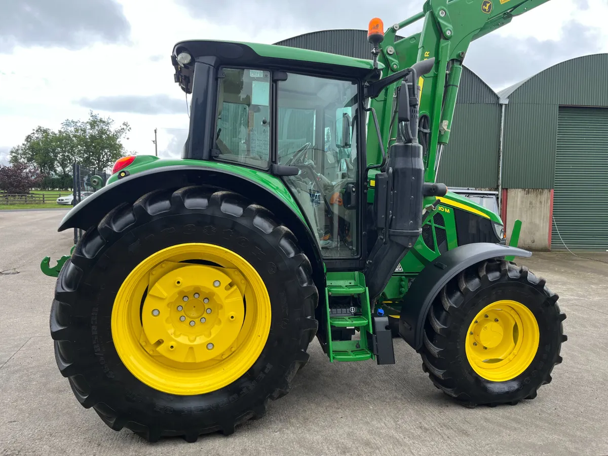 John Deere 6120M - Image 3