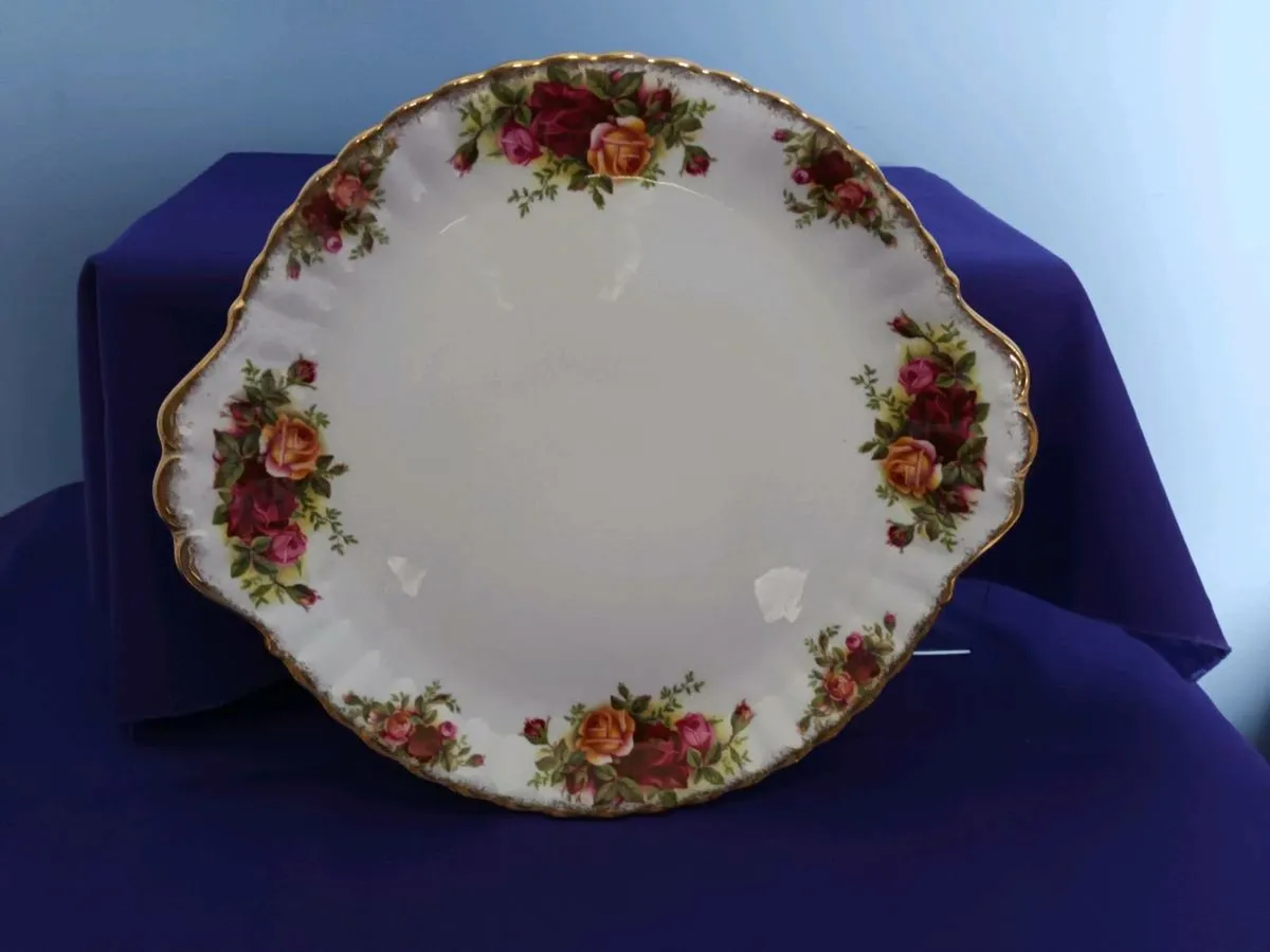 ROYAL ALBERT  "COUNTRY ROSE'S " CAKE PLATE - Image 2