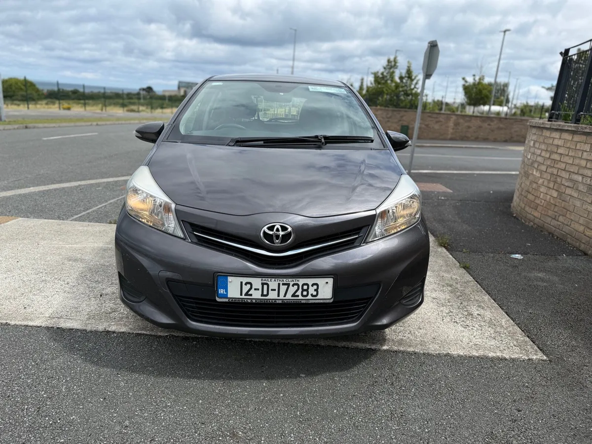 2012 Toyota Yaris 1.3 Auto Irish Car NCT & TAX - Image 2
