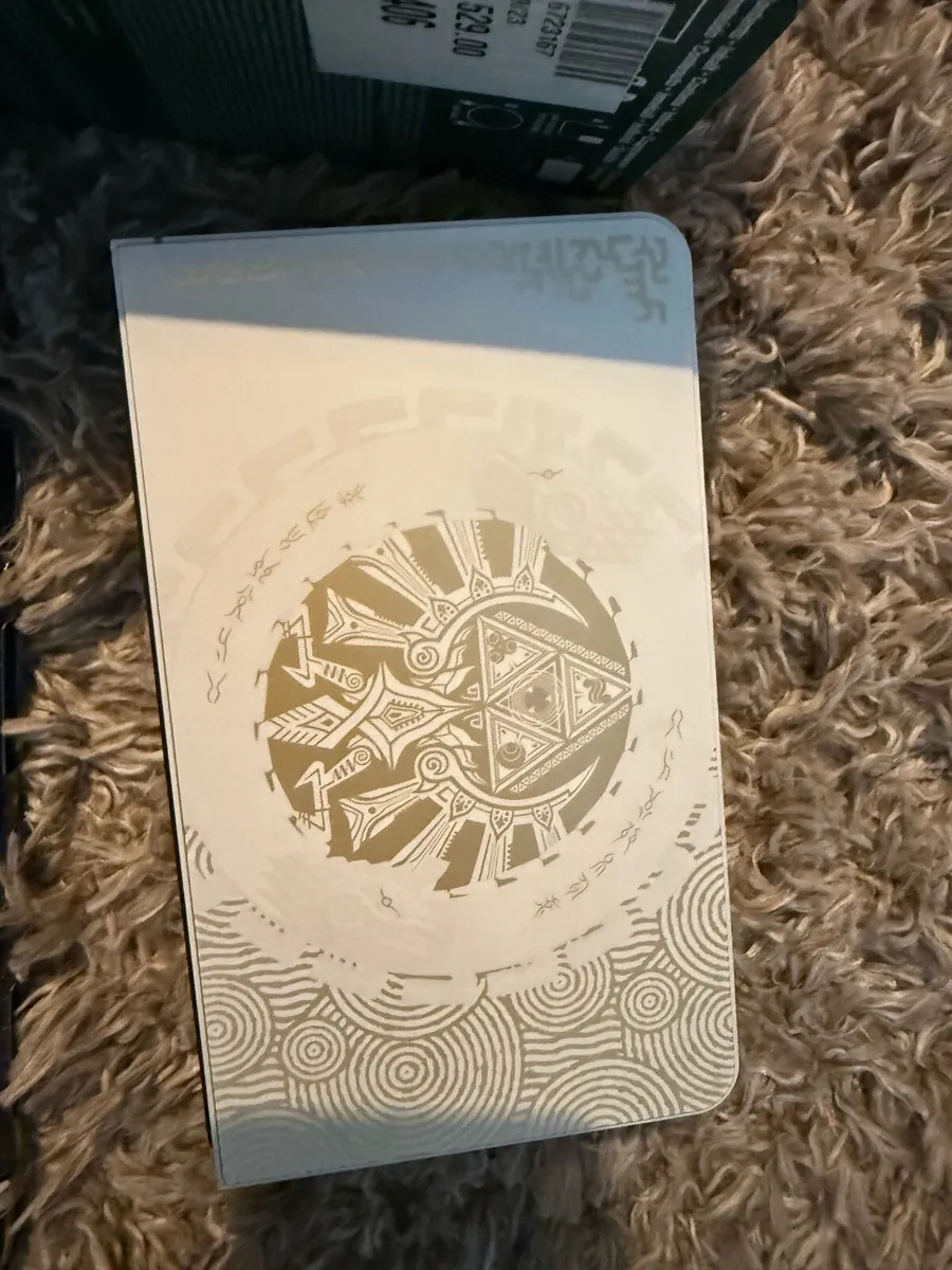 Nintendo Seitch Zelda Edition - Image 4