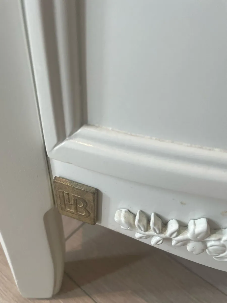 1 Bedside locker - Image 3