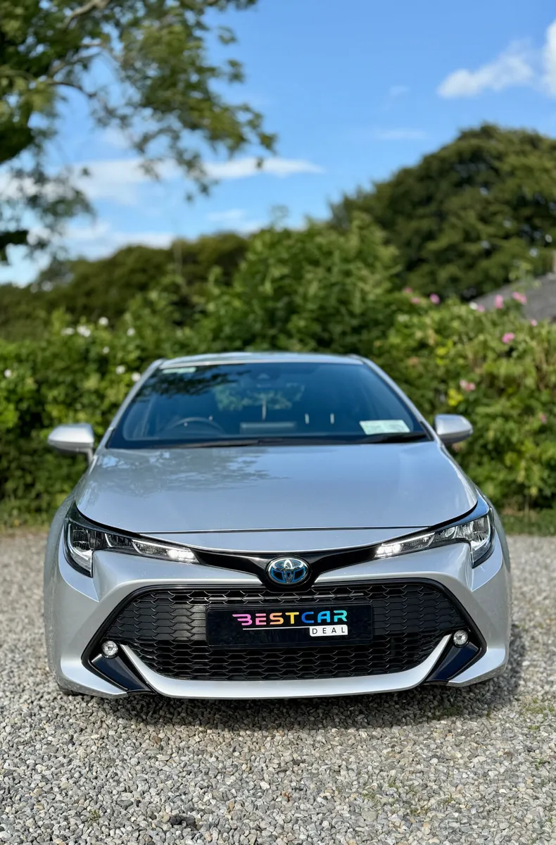 2021 Toyota Corolla 1.8 Hybrid Luna Auto - Image 2