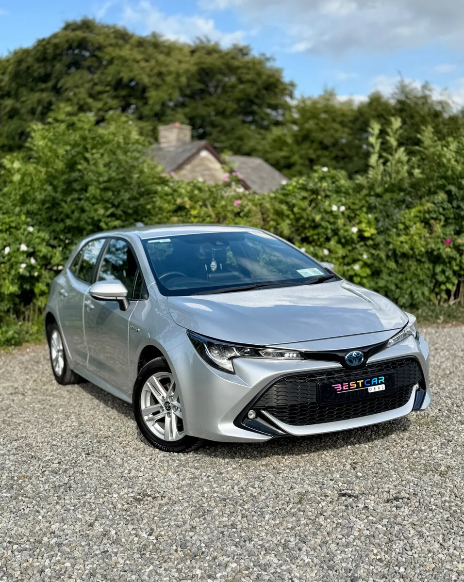 2021 Toyota Corolla 1.8 Hybrid Luna Auto - Image 1