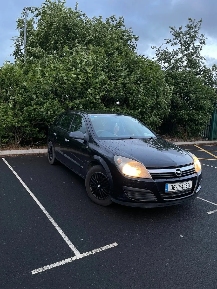 Opel Astra 2006 - Image 1