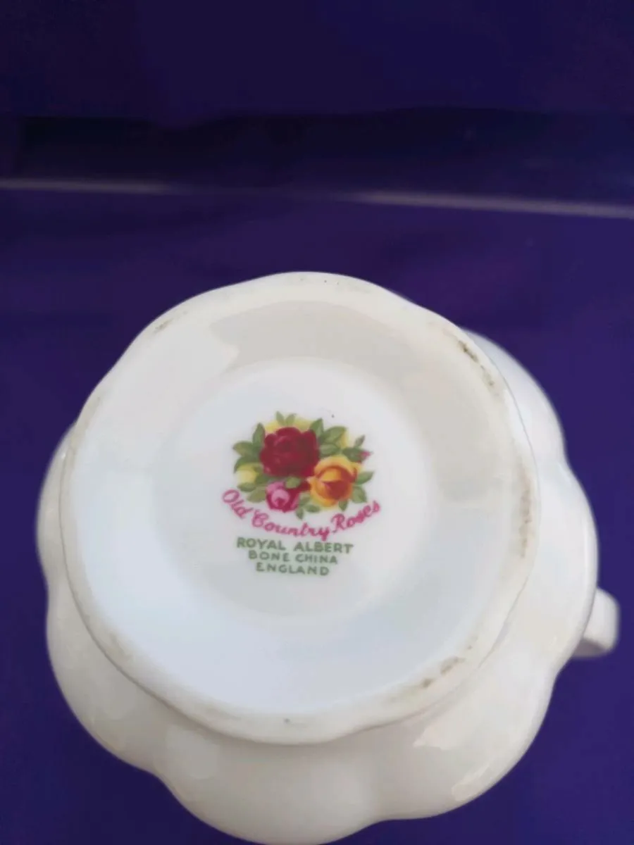 ROYAL ALBERT CHINA  "COUNTRY ROSE'S " MILK JUG - Image 3