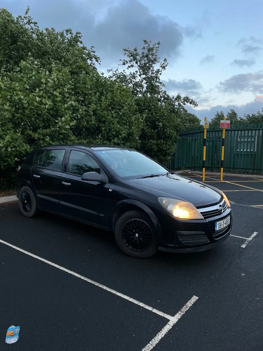 Opel Astra 2006 - Image 2