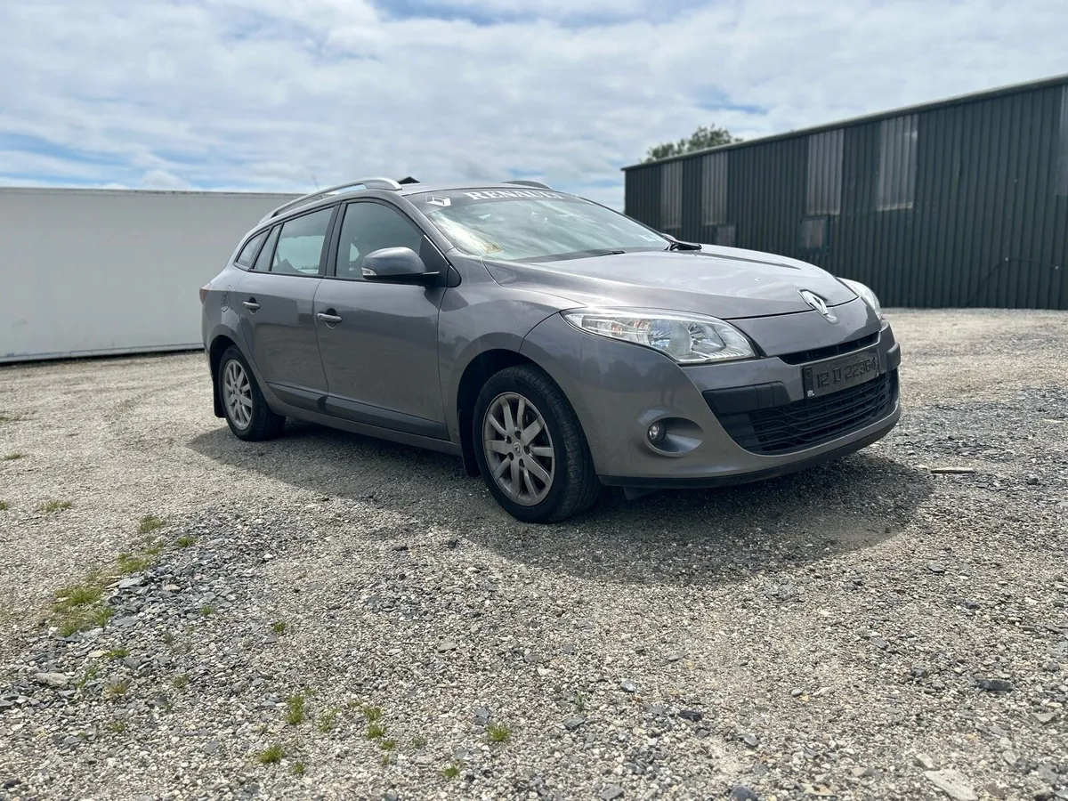 2012 Renault grande Megan - Image 1