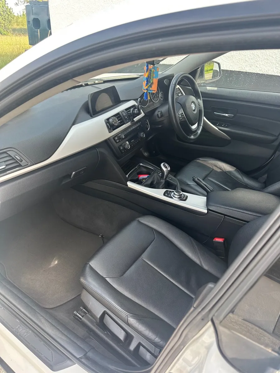 BMW 4-Series 2017 - Image 4