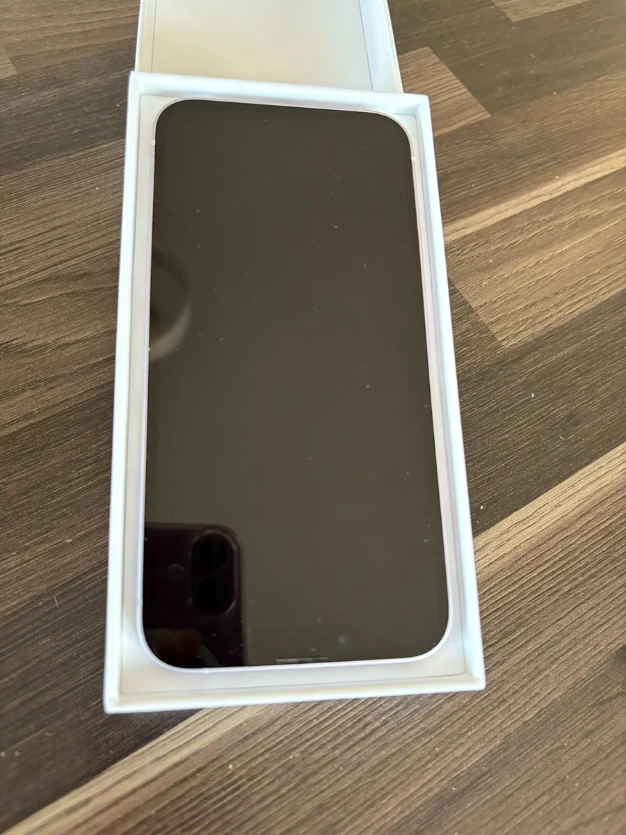 iPhone 14 128GB - Image 1