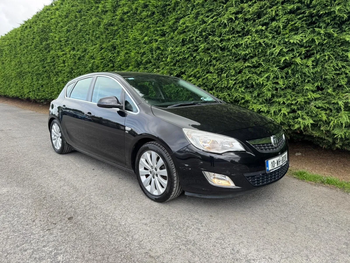 2010 Vauxhall Astra 1.6 Petrol AUTOMATIC *NCT* - Image 1