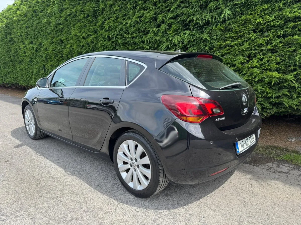 2010 Vauxhall Astra 1.6 Petrol AUTOMATIC *NCT* - Image 4