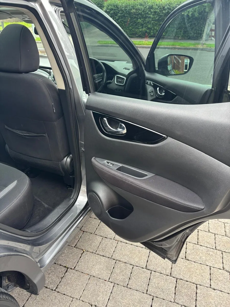 Nissan Qashqai 2020 - Image 2
