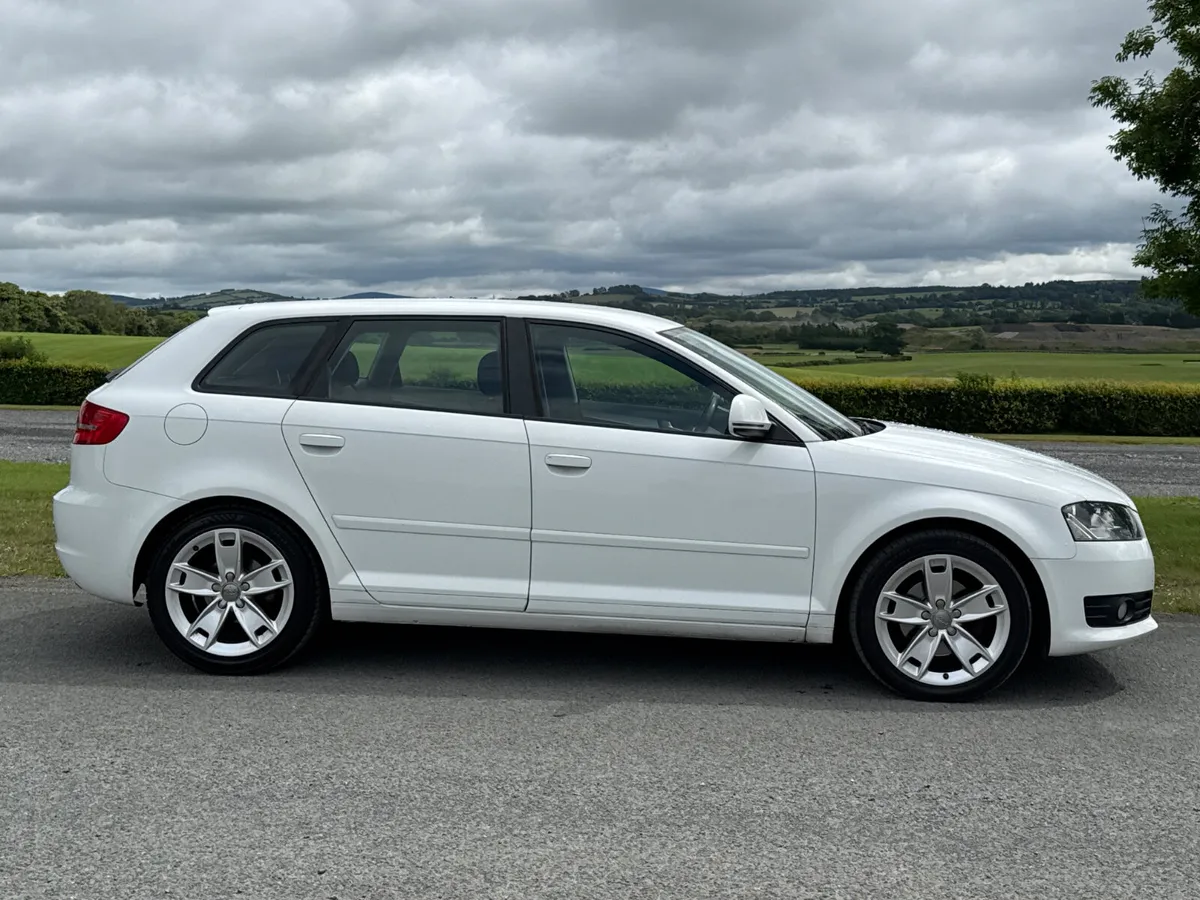 Audi A3 2010 Soprtback 1.4 TFSI - Image 3
