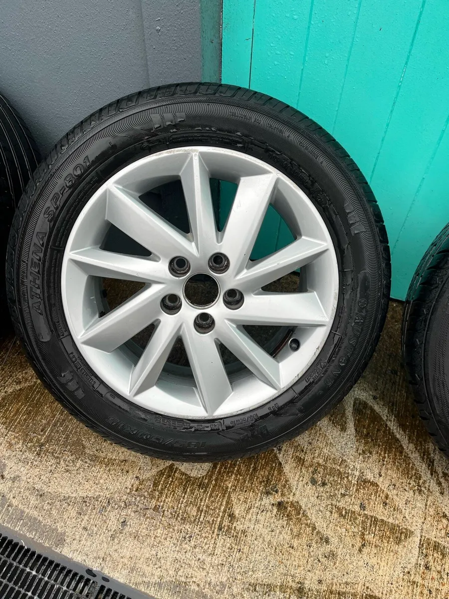 5x100 15 inch seat Ibiza wheels - Image 3