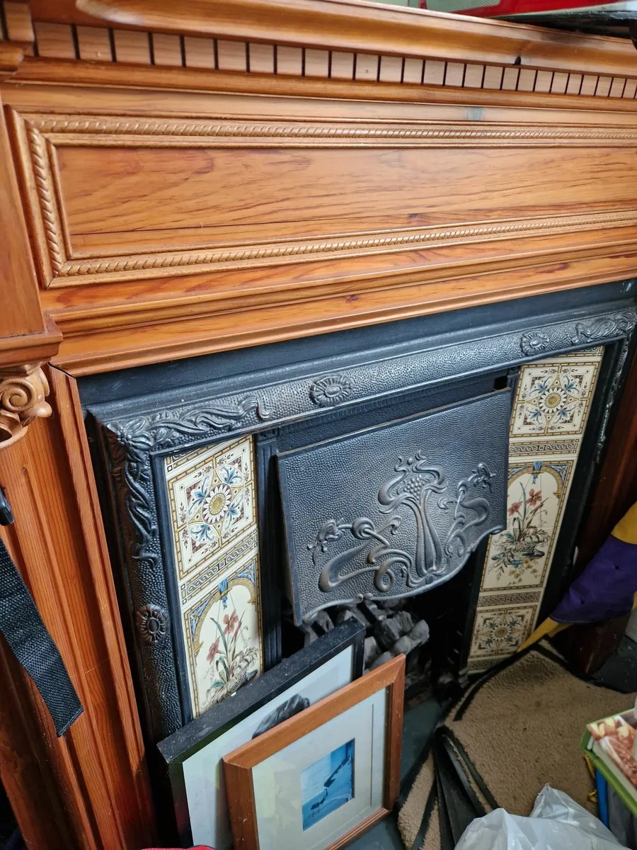 Gas fireplace