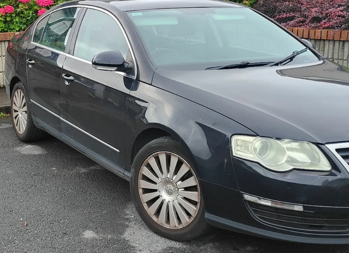 Volkswagen Passat 2008 - Image 1