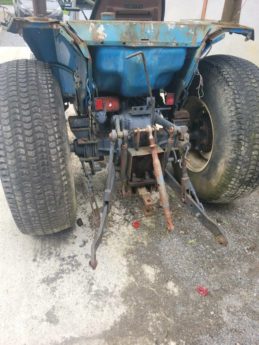 Iseki tractor - Image 2