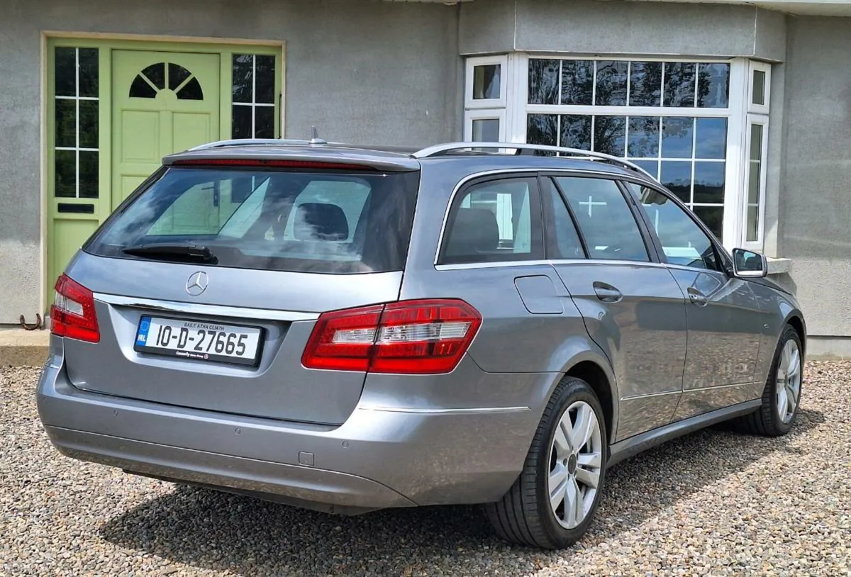 E250 ESTATE ELEGANCE DIESEL CALLS ONLY. - Image 3