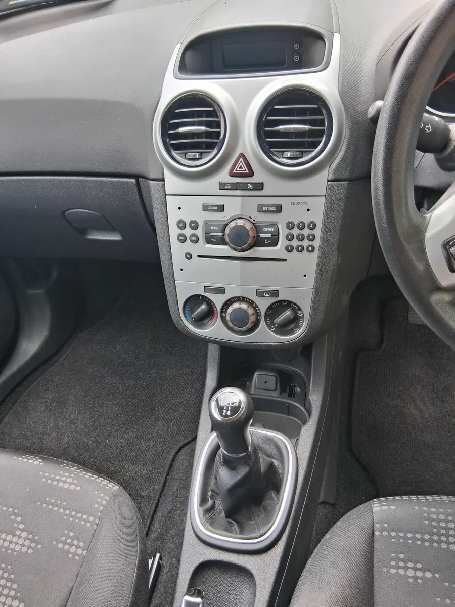 Opel Corsa 2012 - Image 3
