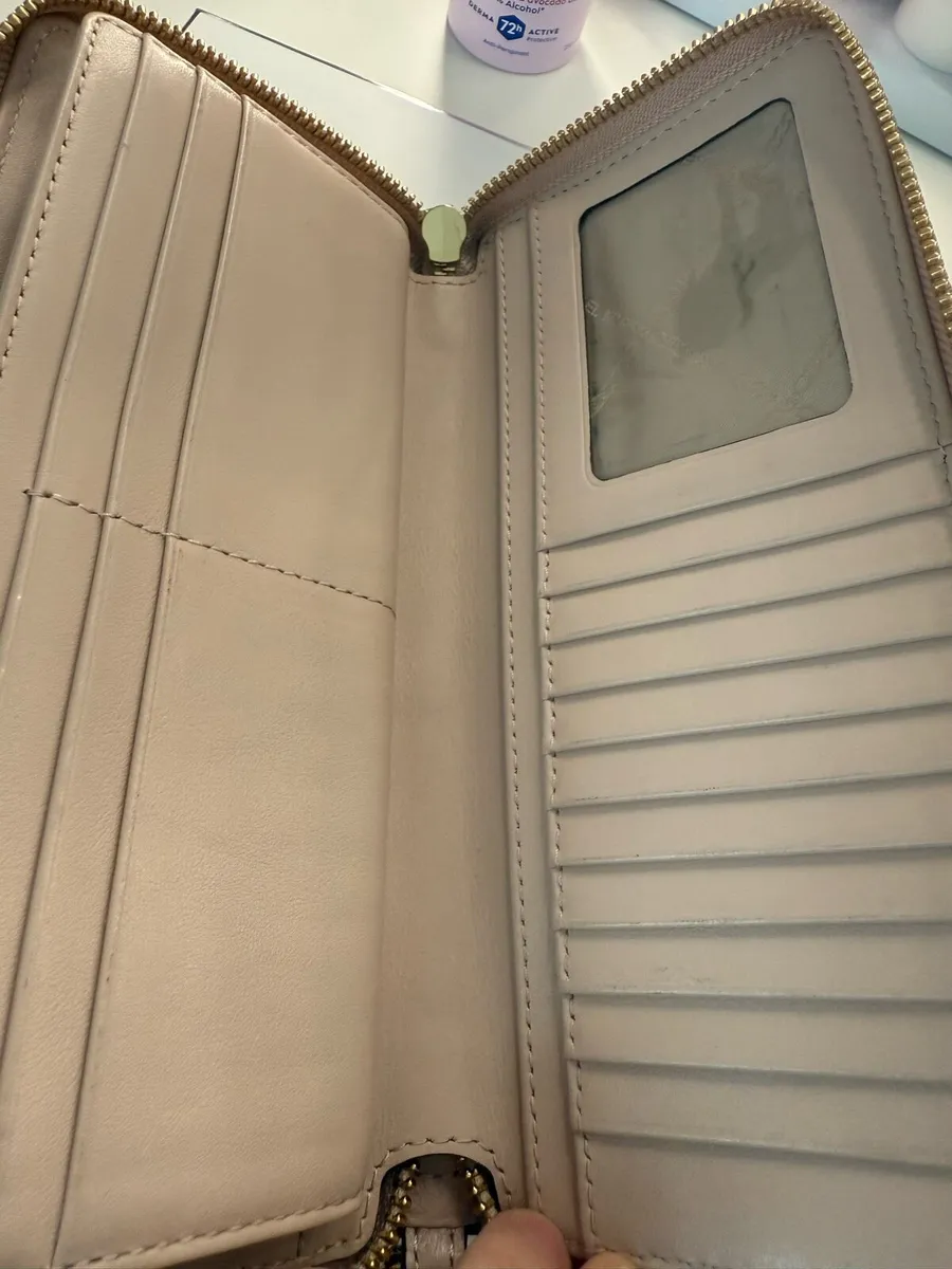 Michael Kors Wallet - Image 3