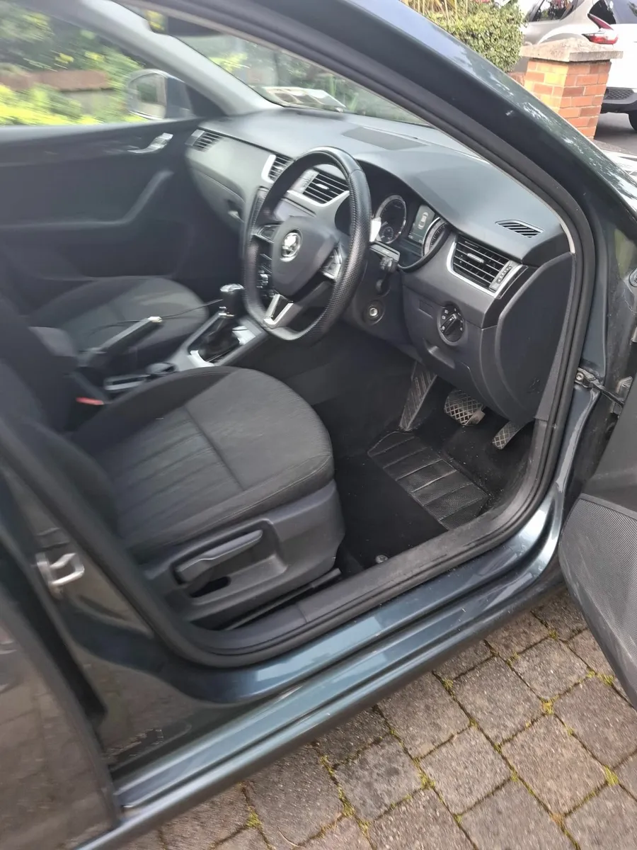 Skoda Octavia 2018 - Image 3