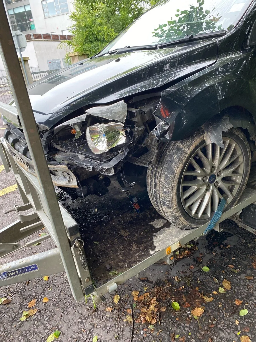 Ford focus for breaking or repair - Image 3
