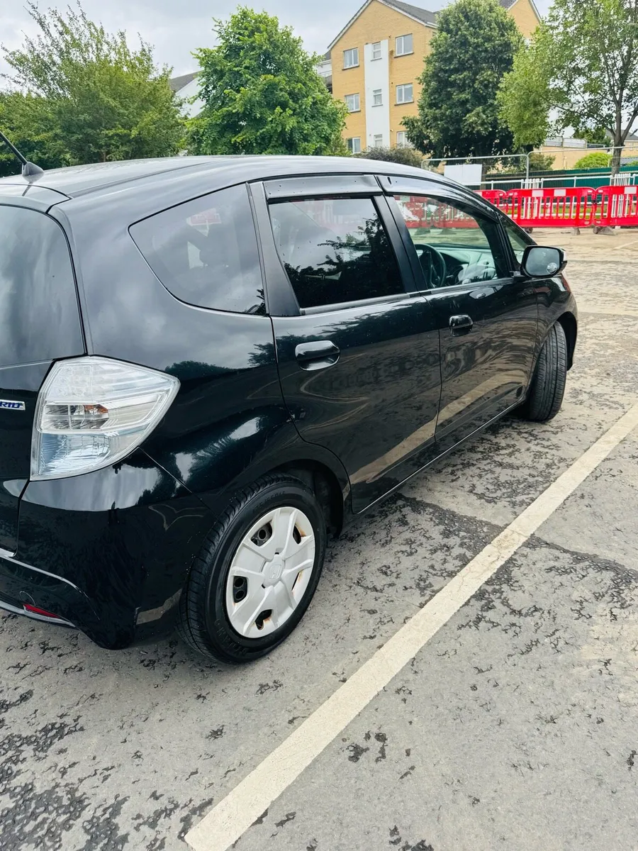 Honda fit/jazz 1.3 automatic hybrid - Image 2