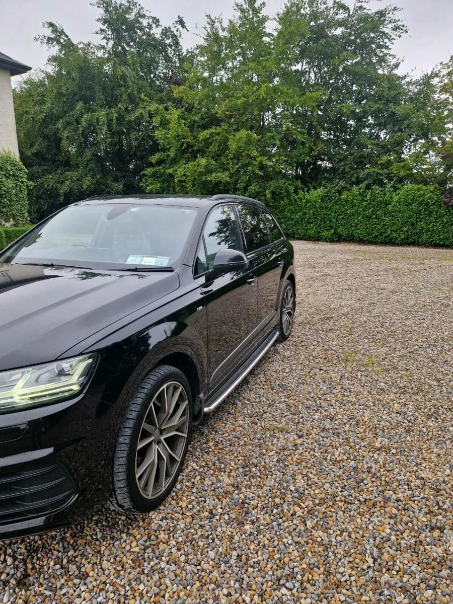 Audi Q7 - Image 4