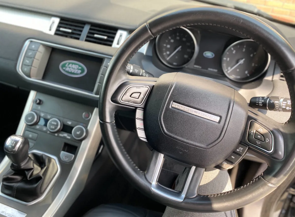 Land Rover Range Rover Evoque 2017 - Image 3