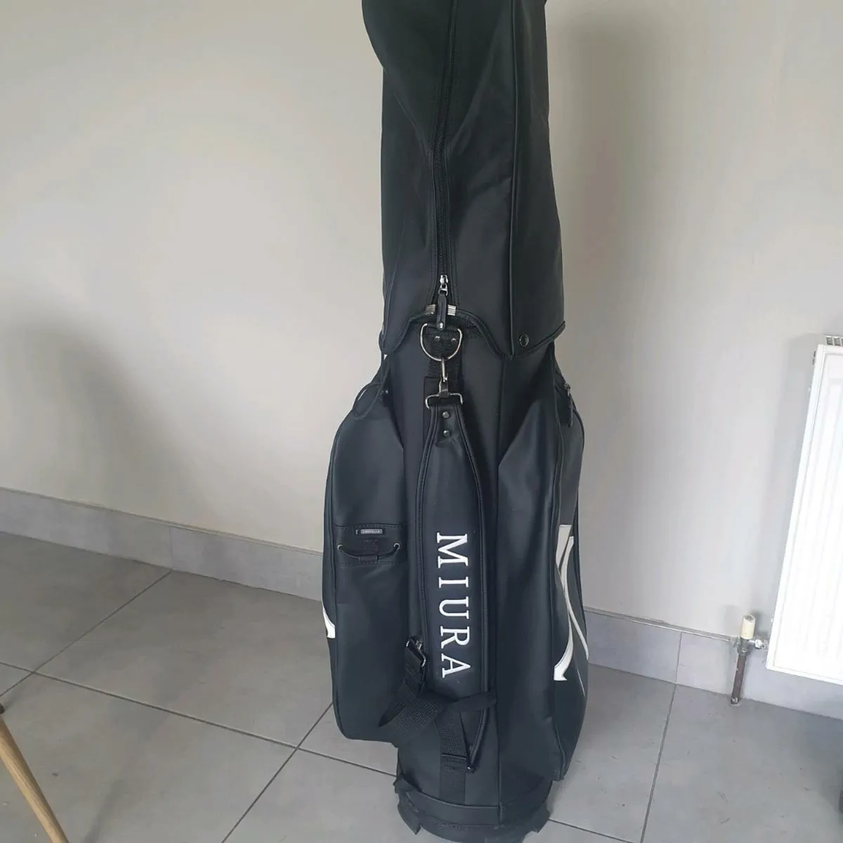 As new miura leather cart bag final price drop - Image 2