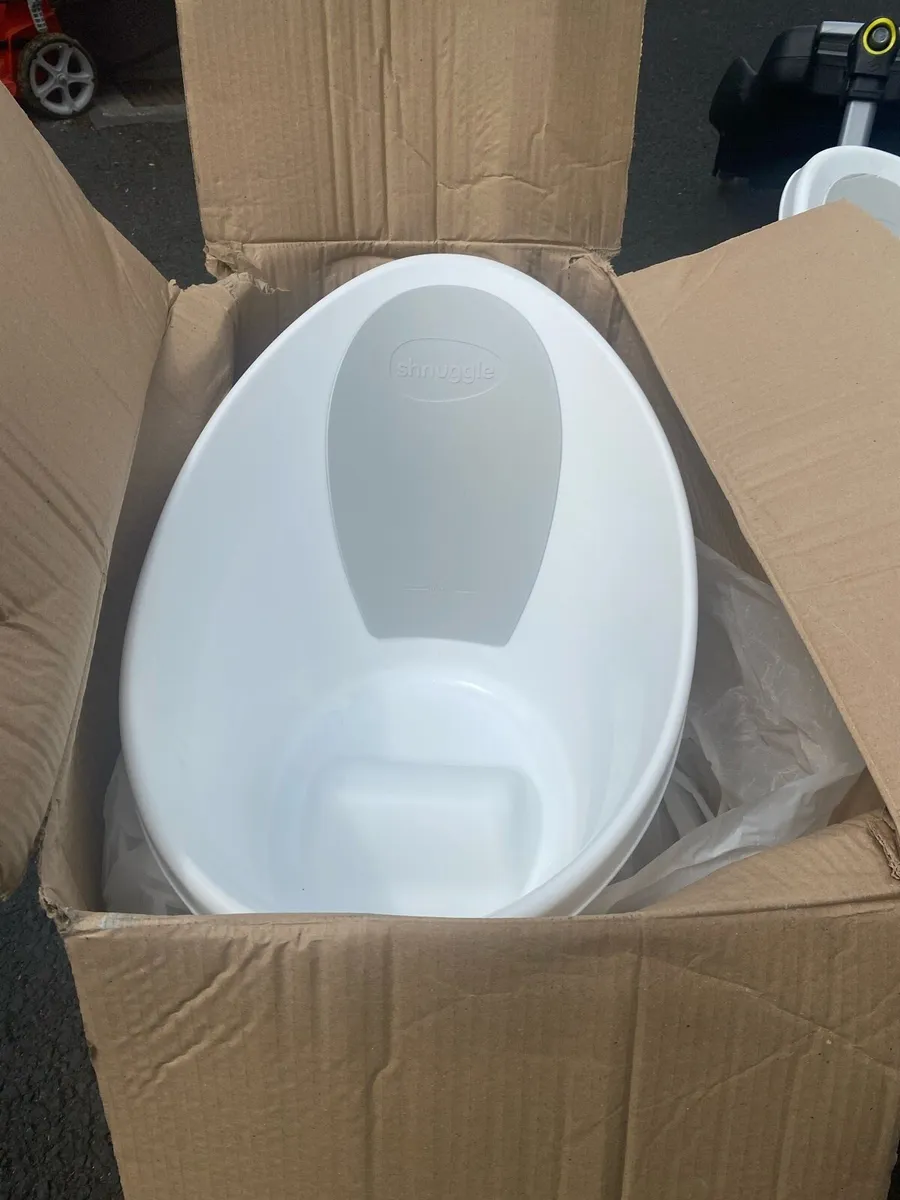 Baby Bath - Image 1