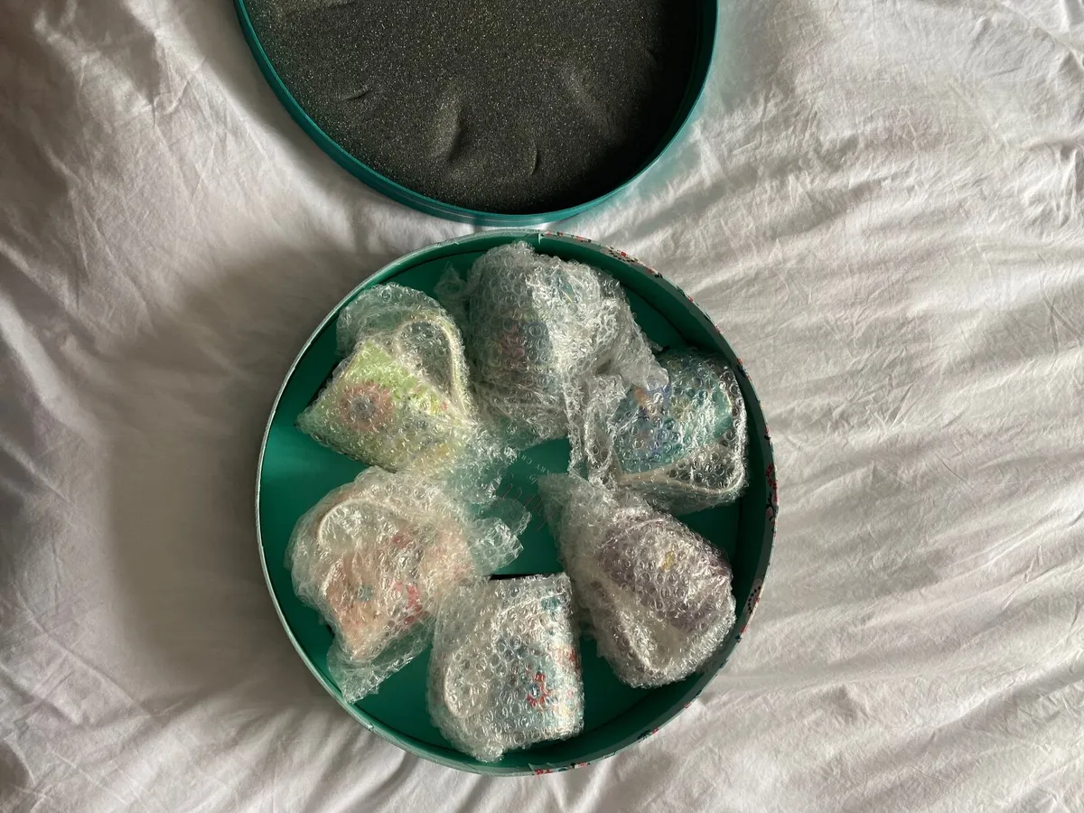 Tipperary crystal birdy hat box - Image 3