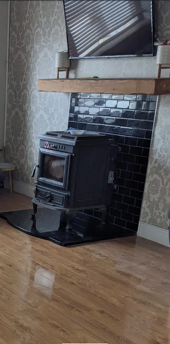 Olymberyl Aidan
Stove - Image 3